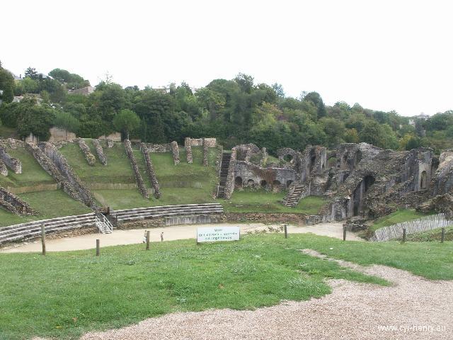 09_Amphitheatre.jpg